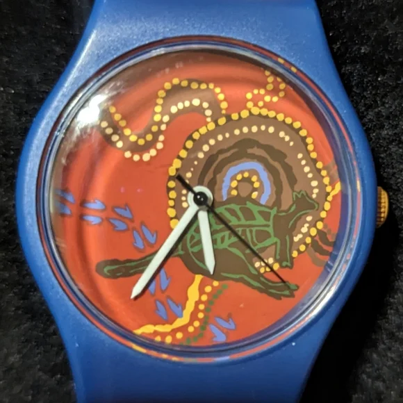 Indigenous Wunala (Kangaroo)Dreaming Qantas collectable watch vintage 1990s logo - Picture 5 of 7